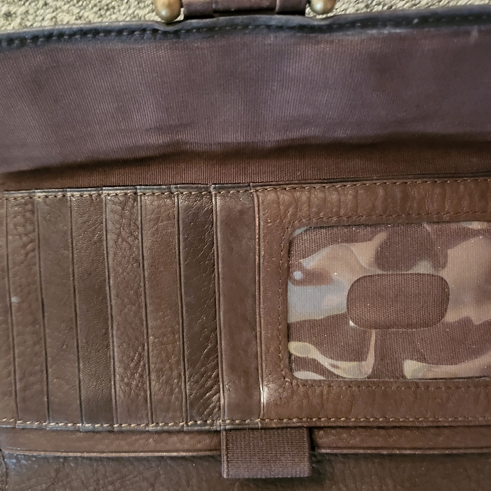 FOSSIL Wallet - Picture 5 of 6